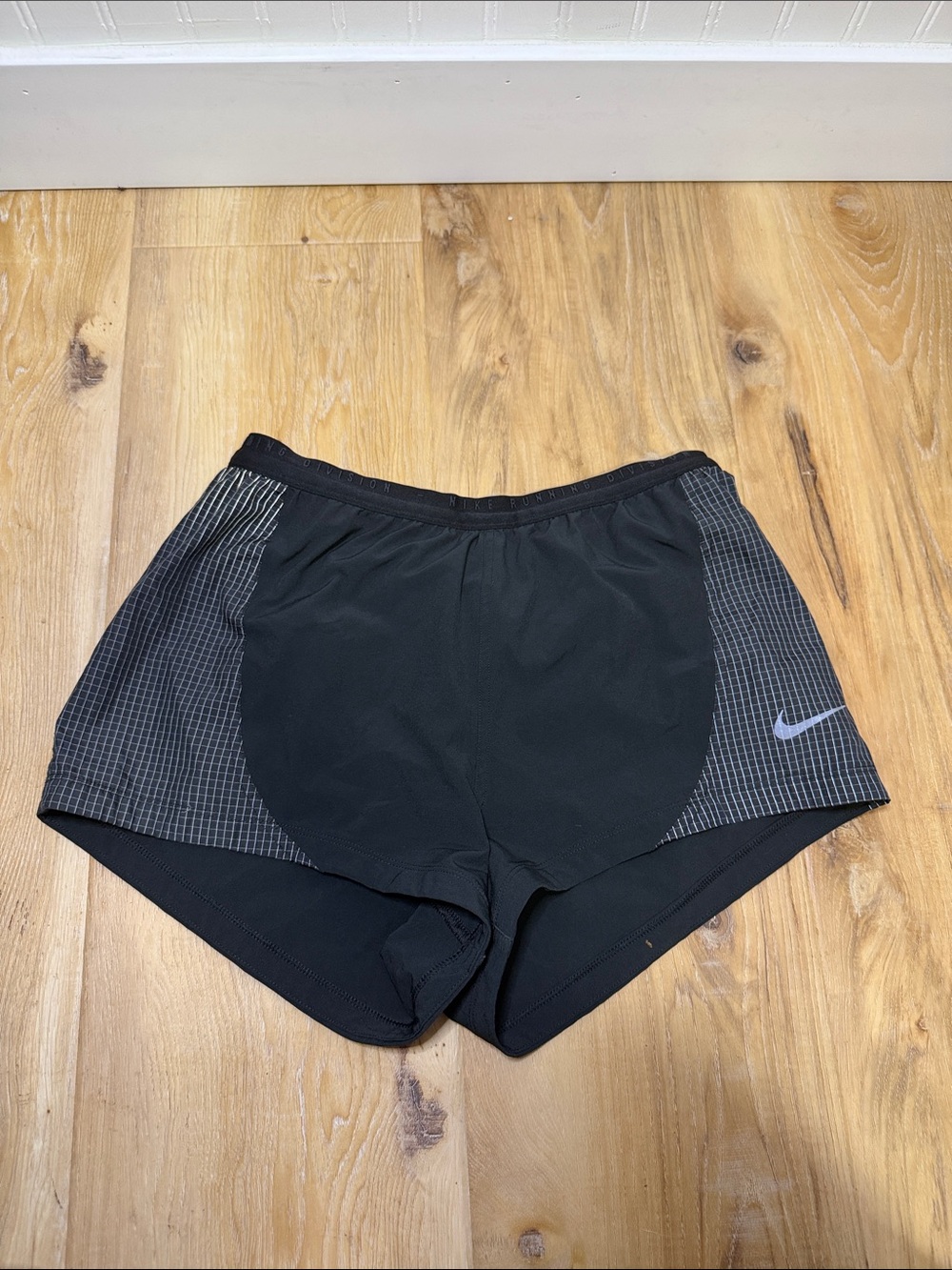 Nike Black Women’s Athletic Shorts with Reflective Swoosh size medium